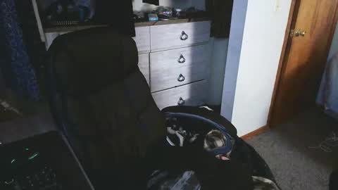 Snapshot of lilybvixen chatting on February 25, 6:28 pm lilybvixen online show from February 25, 6:28 pm