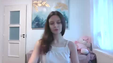 lilycandy_ online show from March 12, 12:00 pm