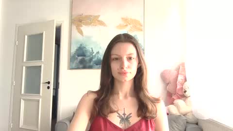 lilycandy_ online show from April 17, 10:18 am