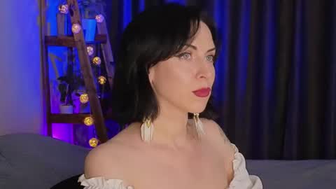 Lily online show from July 28, 11:39 am