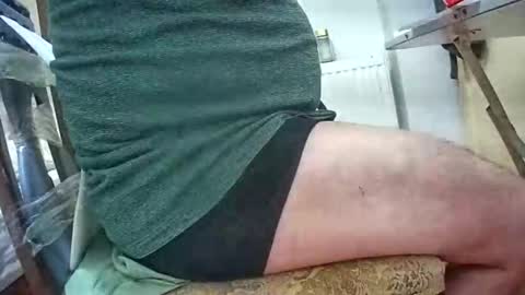 Snapshot of lilylovelyman50 chatting on May 21, 2:57 pm lilylovelyman50 online show from May 21, 2:57 pm