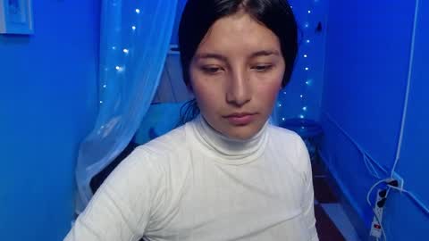 Snapshot of lilymoon_018 chatting on June 8, 1:55 pm lilymoon_018 online show from June 8, 1:55 pm