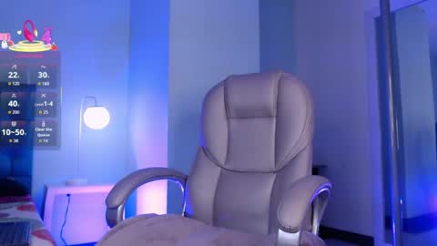 Snapshot of lilyred_ chatting on May 16, 3:36 am lilyred_ online show from May 16, 3:36 am