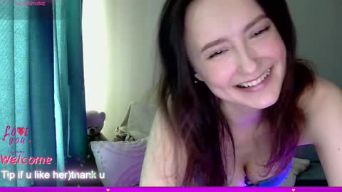 Snapshot of lilyxsky chatting on September 18, 1:24 pm LilyXSky online show from September 18, 1:24 pm