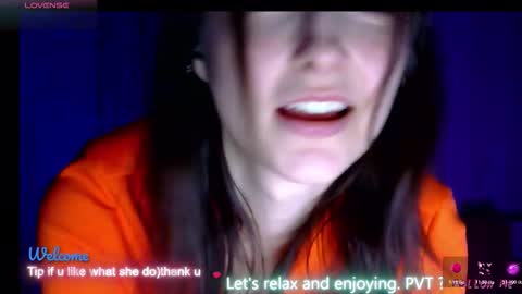 LilyXSky online show from November 12, 2:50 pm