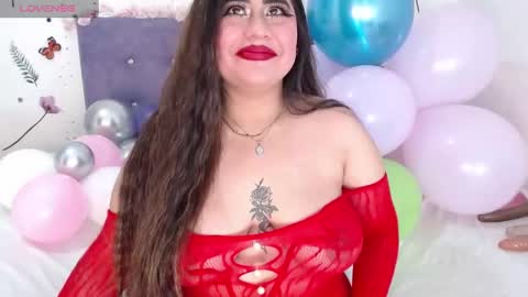 Snapshot of lin_jayani chatting on April 25, 11:02 pm Lin online show from April 25, 11:02 pm