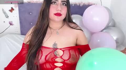 Snapshot of lin_jayani chatting on May 1, 10:25 pm Lin online show from May 1, 10:25 pm