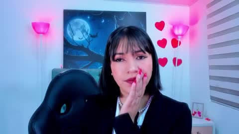  Lina Bedoya  online show from February 20, 11:42 am