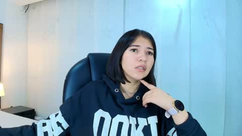  Lina Bedoya  online show from December 2, 11:26 am