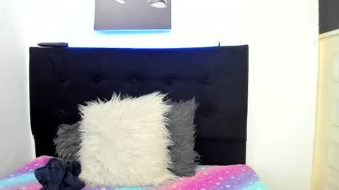 Snapshot of lina_browm chatting on July 11, 6:10 pm Lina Browm online show from July 11, 6:10 pm