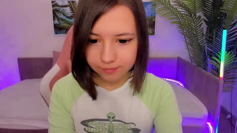 Lina online show from March 6, 5:03 am