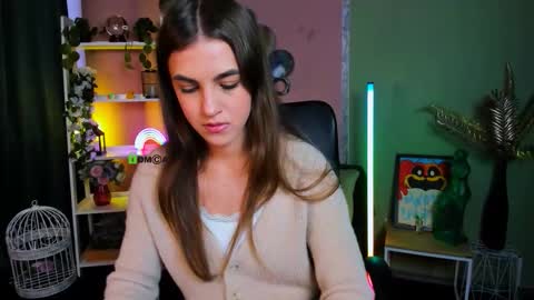 lina_fox12 online show from October 17, 12:30 pm