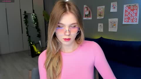 Lina online show from February 26, 1:21 pm