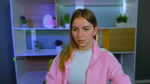 lina_moone online show from April 24, 7:11 am