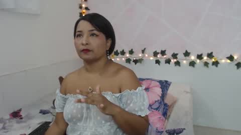 Snapshot of lina_sanchezih chatting on October 8, 1:20 pm LINA SANCHEZ online show from October 8, 1:20 pm