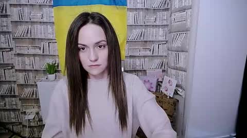 Lina online show from September 28, 7:47 am