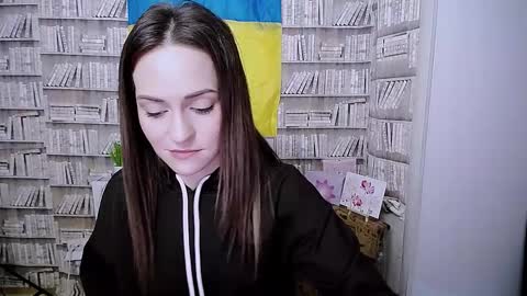 Lina online show from September 30, 5:45 am