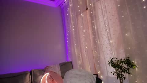 Sophia online show from February 24, 7:00 am