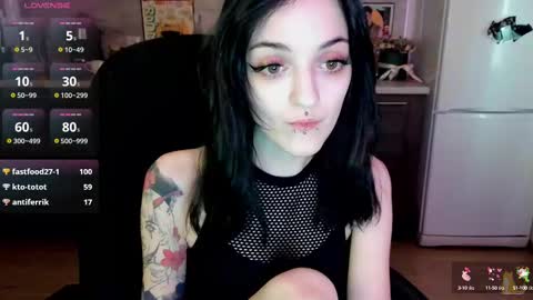 Lina 3  1715622743 online show from February 28, 10:09 am