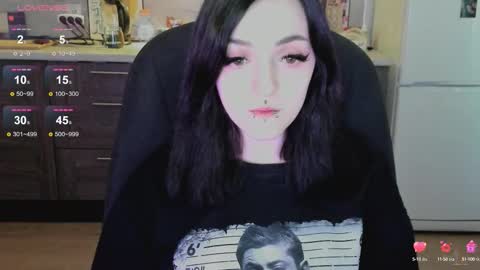 Lina 3  1715622743 online show from September 30, 9:14 am