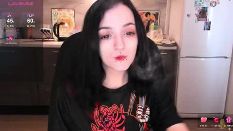 Lina 3  1715622743 online show from October 20, 7:42 am