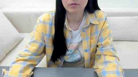 linabay2 online show from May 16, 7:05 am