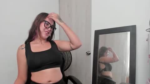 Snapshot of linacamsa chatting on September 11, 6:19 pm Lina Camsa online show from September 11, 6:19 pm