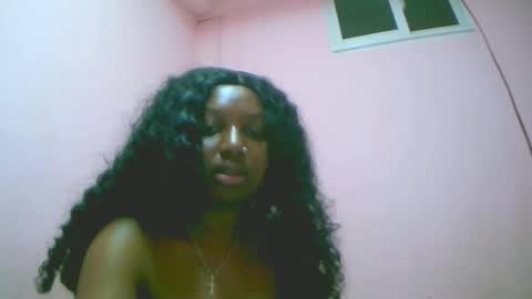 linah1123 online show from November 10, 11:48 pm