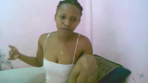 linah1123 online show from March 29, 10:26 am