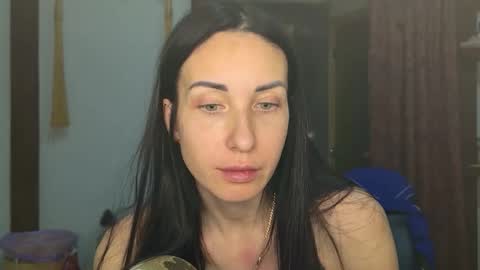 LinaLivee online show from February 2, 8:18 pm