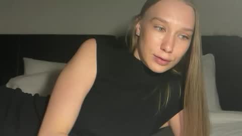 Lina online show from July 11, 10:40 am