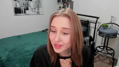 Lina online show from March 4, 4:17 am