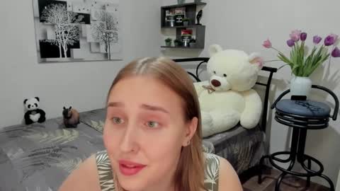 Lina online show from March 11, 12:33 am