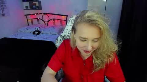 Lina online show from November 3, 9:48 pm