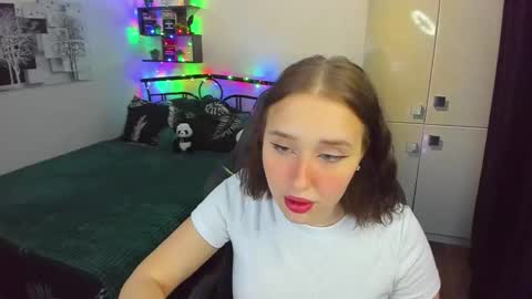 Lina online show from March 3, 11:32 pm