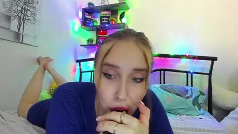 Lina online show from March 27, 10:53 pm