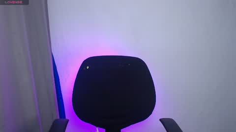 lincy_honeyy online show from July 29, 4:43 am
