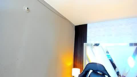  Linda  online show from October 21, 6:19 pm