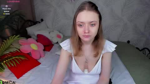 Linda  GMT2 Mon Tu Fri Sa Su  0300am-1000 am online show from March 23, 12:58 am