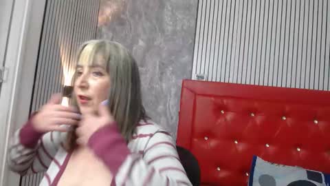 Linda online show from December 3, 11:52 am