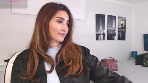 Maria Paula online show from March 12, 12:11 pm