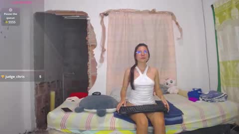 naomi online show from January 3, 12:33 am