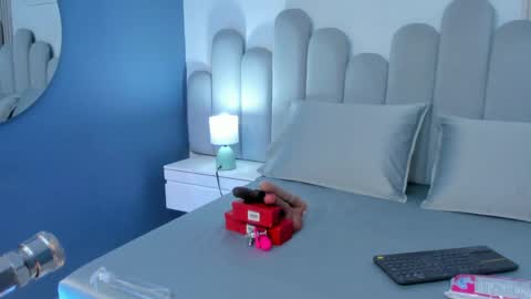 Snapshot of linda_sofi__ chatting on May 9, 8:47 pm linda_sofi__ online show from May 9, 8:47 pm