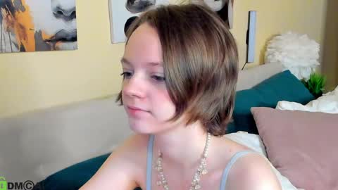 My real name is Olivia online show from May 9, 1:11 am