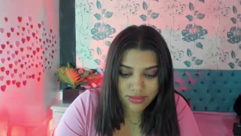 Snapshot of lindabreexlove chatting on January 21, 7:17 pm    online show from January 21, 7:17 pm