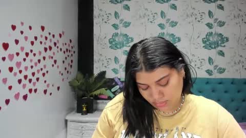 Snapshot of lindabreexlove chatting on March 1, 4:00 pm    online show from March 1, 4:00 pm
