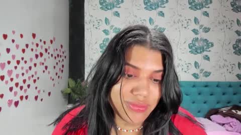 Snapshot of lindabreexlove chatting on March 4, 5:03 pm    online show from March 4, 5:03 pm