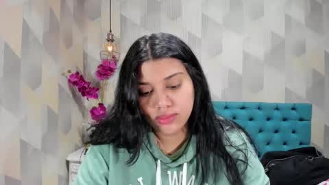 Snapshot of lindabreexlove chatting on September 28, 2:00 pm    online show from September 28, 2:00 pm