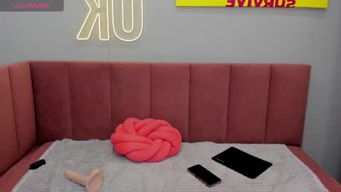 Linda online show from January 30, 4:27 am