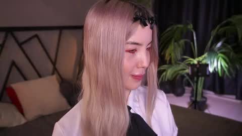 your Linda is back online show from April 14, 5:02 am